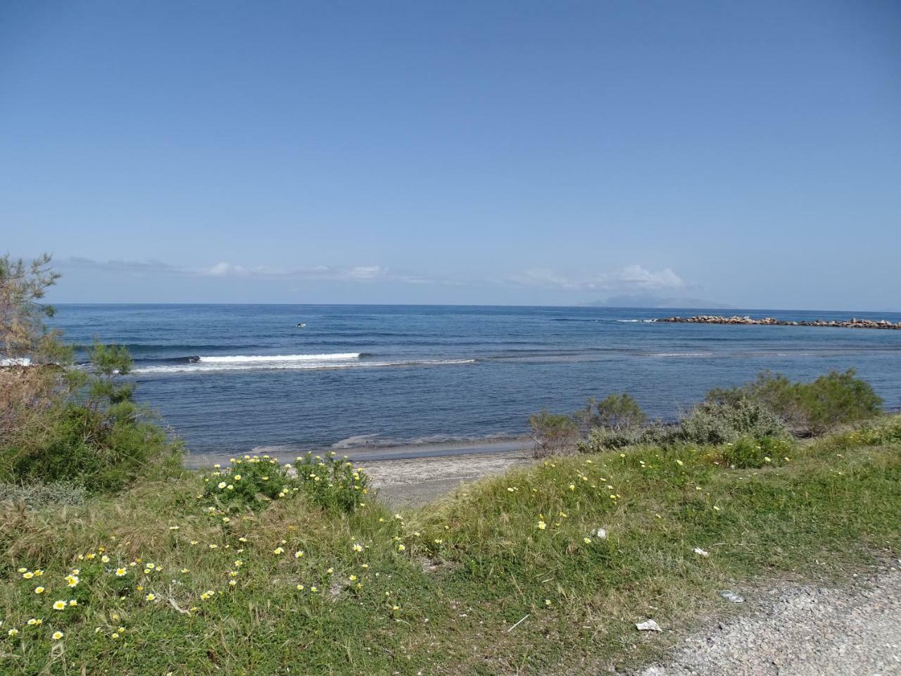 Nama Beach House Монолітос Екстер'єр фото