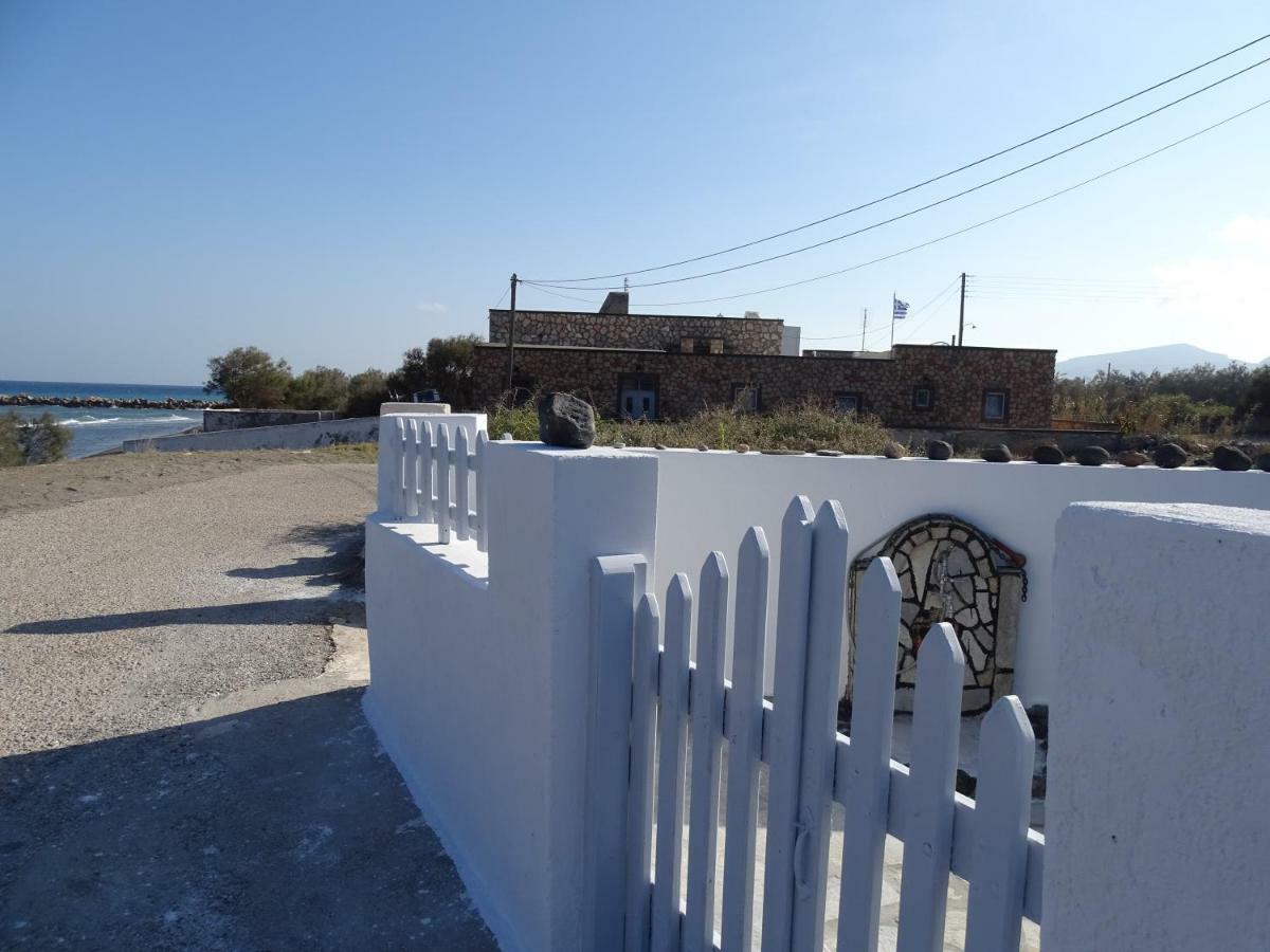 Nama Beach House Монолітос Екстер'єр фото